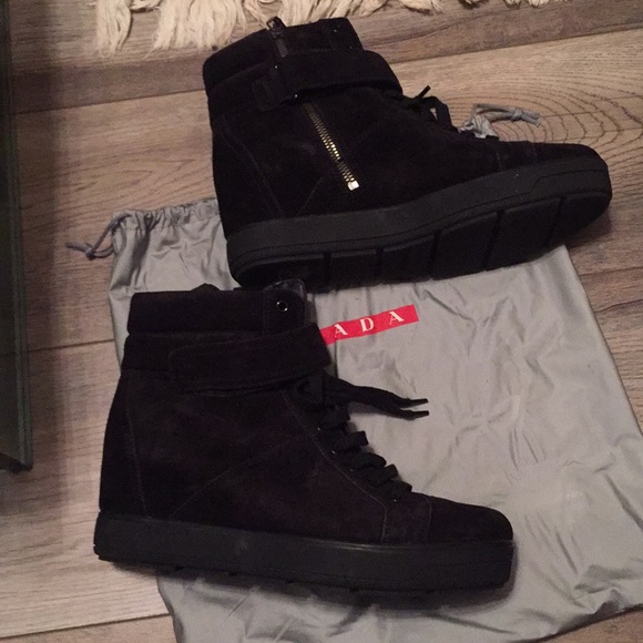 👢Prada boots 👢 - Picture 2 of 8